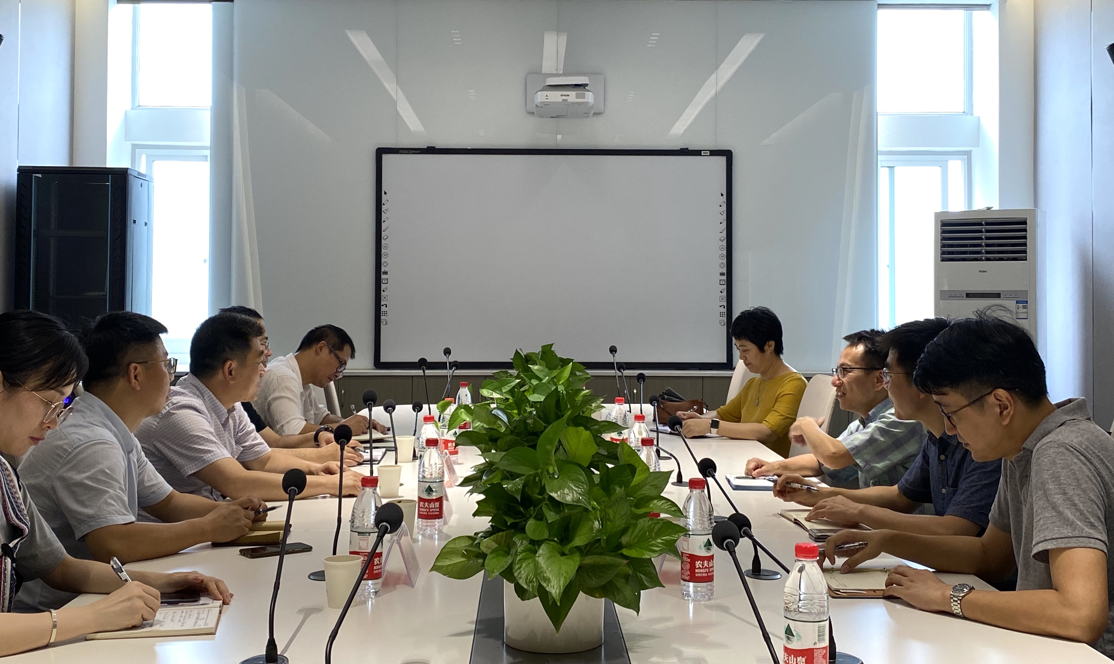 省教育发展中心来我校调研工作-浙江财经大学创业学院